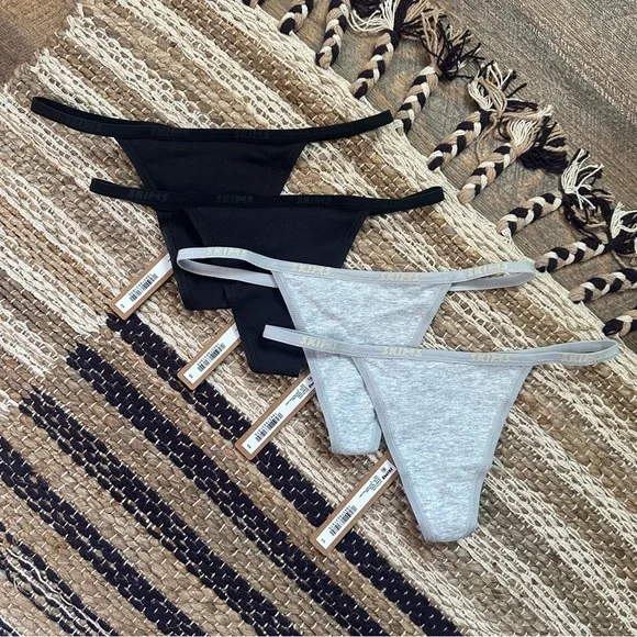❤️🔥BUNDLE❤️🔥 SKIMS thongs - Picture 1 of 7